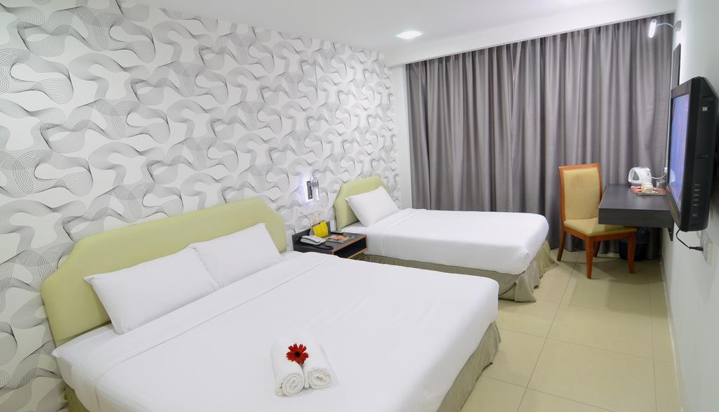 Hotel Avenue Kuantan Habitación foto